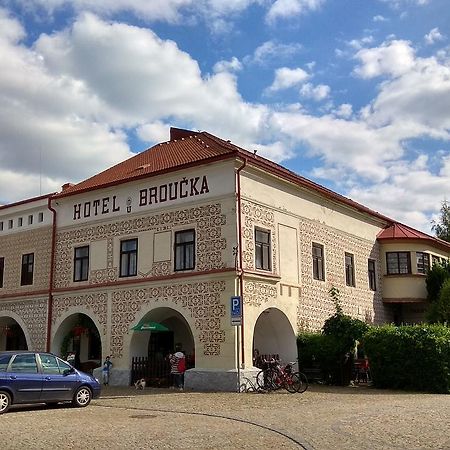 Hotel U Broucka Nové Město nad Metují Buitenkant foto